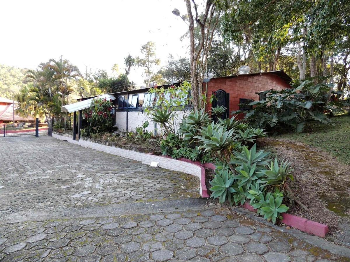 Hotel Juriti - Eco Sao Roque (Sao Paulo)