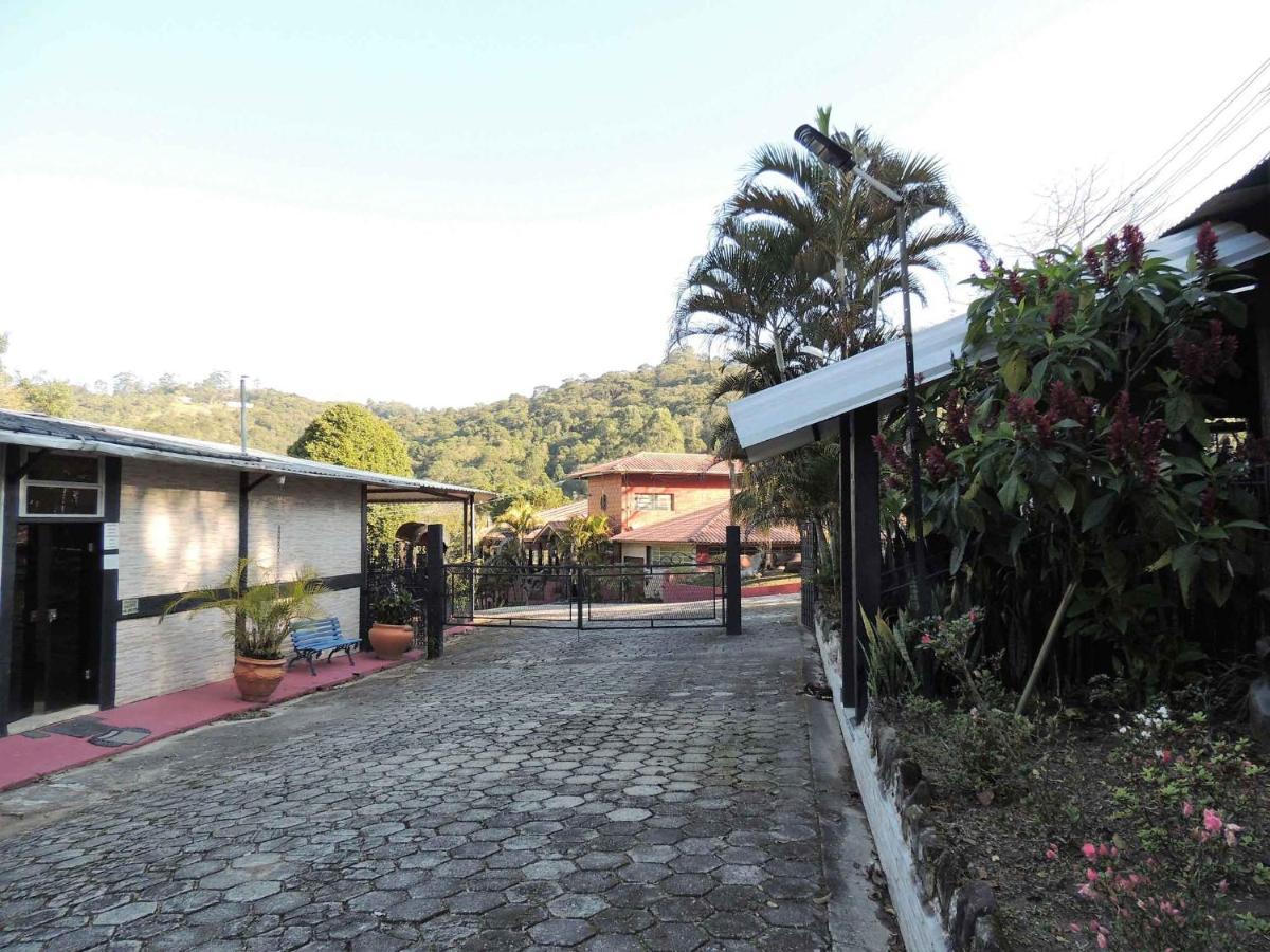 Juriti - Eco Hotel Sao Roque (Sao Paulo)