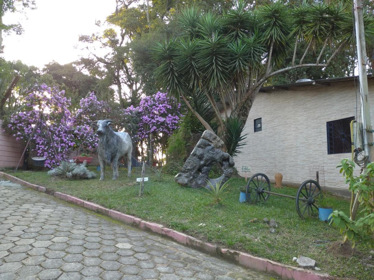 Hotel Juriti - Eco Sao Roque (Sao Paulo)